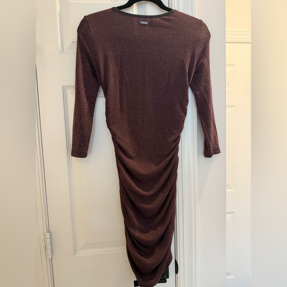 Body con Ruched mini Dress - Picture 2 of 5